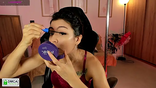 Lilabril online show from 05-14-26, 02:35