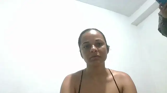 Snapshot of GiveLove1 chatting on 01-03-25, 09:57 GiveLove1 online show from 01-03-25, 09:57