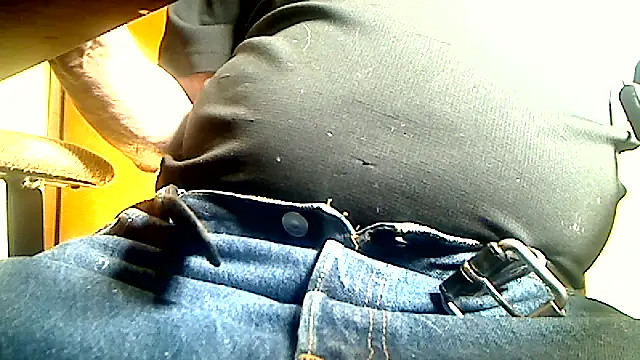 Snapshot of markluvskitty chatting on 02-10-26, 03:05 markluvskitty online show from 02-10-26, 03:05