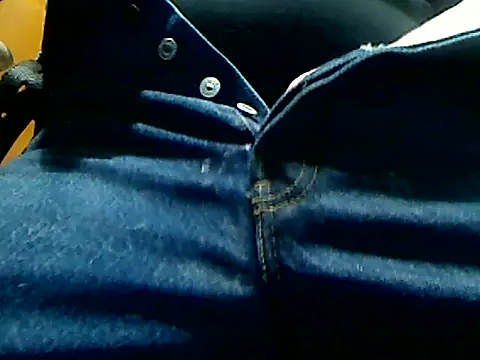 Snapshot of markluvskitty chatting on 02-13-26, 02:57 markluvskitty online show from 02-13-26, 02:57