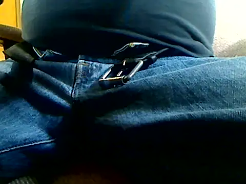 Snapshot of markluvskitty chatting on 02-23-26, 01:30 markluvskitty online show from 02-23-26, 01:30