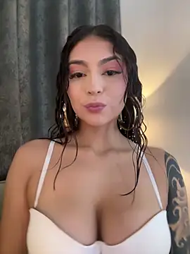 CHERRYY BOMB  online show from 06-08-26, 03:23