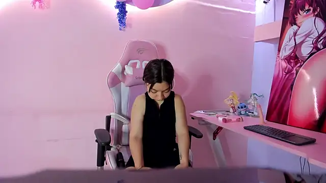 CharlotteMuller online show from 03-22-26, 02:42