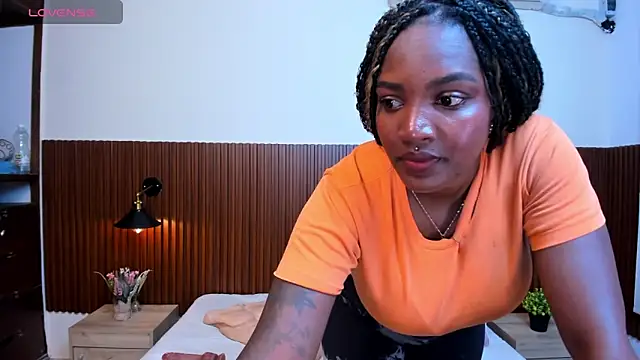 chanel brunette online show from 02-13-25, 05:54