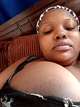 queennapal online show from 03-18-26, 05:21