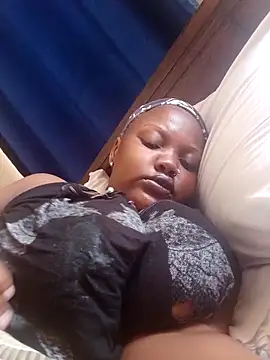 queennapal online show from 04-15-26, 07:37