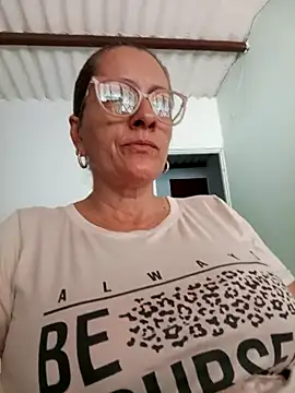 deisy summers47x online show from 02-16-25, 02:32