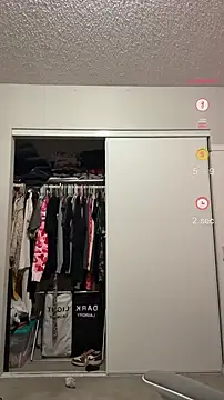 ThickerThanYoBitch online show from 02-16-26, 08:38