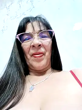 Snapshot of biancchi chatting on 05-19-26, 12:27 biancchi online show from 05-19-26, 12:27