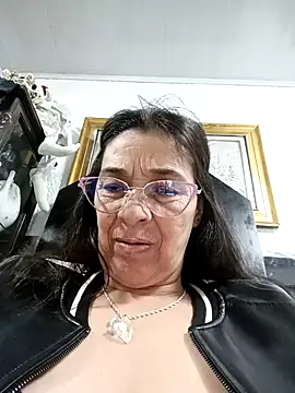 Snapshot of biancchi chatting on 05-30-26, 03:31 biancchi online show from 05-30-26, 03:31