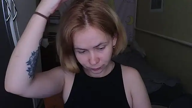 Riley Roo online show from 05-19-26, 09:48