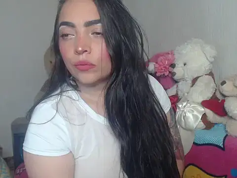 Snapshot of samantha2207 chatting on 03-19-25, 04:25 samantha2207 online show from 03-19-25, 04:25