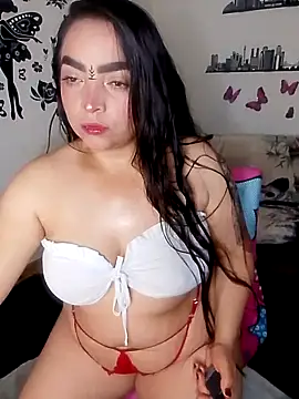 Snapshot of samantha2207 chatting on 09-17-25, 06:48 samantha2207 online show from 09-17-25, 06:48