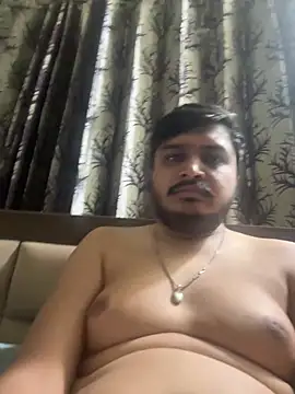 Snapshot of Parth-26 chatting on 05-07-26, 04:01 Parth-26 online show from 05-07-26, 04:01