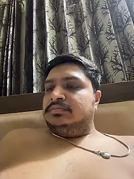 Snapshot of Parth-26 chatting on 06-04-26, 03:51 Parth-26 online show from 06-04-26, 03:51