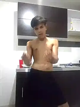 MATEO SWEET online show from 03-17-25, 04:40
