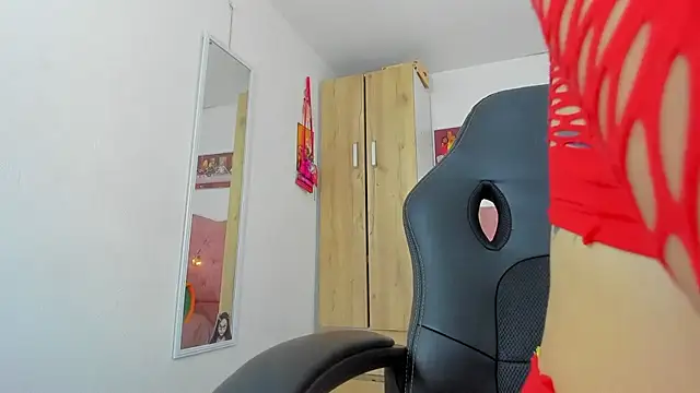 saralolo420 online show from 12-20-24, 06:13