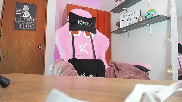 saralolo420 online show from 02-11-25, 09:14