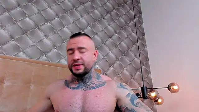 Snapshot of BruceDallas chatting on 12-03-24, 09:45 BruceDallas online show from 12-03-24, 09:45