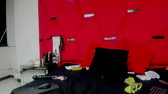 Karoll69  online show from 01-09-25, 09:16