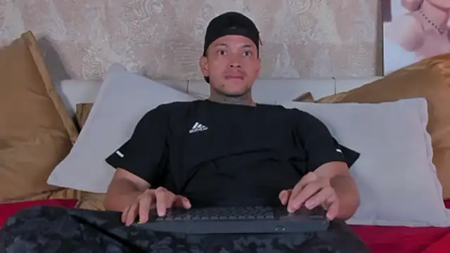 Stiven collins online show from 02-15-26, 02:36