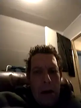 Snapshot of Knuffelstaaf123 chatting on 12-02-24, 08:55 Knuffelstaaf123 online show from 12-02-24, 08:55