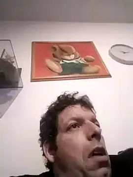 Snapshot of Knuffelstaaf123 chatting on 12-04-24, 09:02 Knuffelstaaf123 online show from 12-04-24, 09:02