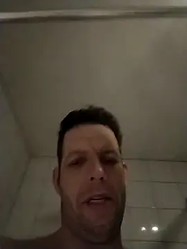 Snapshot of Knuffelstaaf123 chatting on 01-05-25, 07:49 Knuffelstaaf123 online show from 01-05-25, 07:49