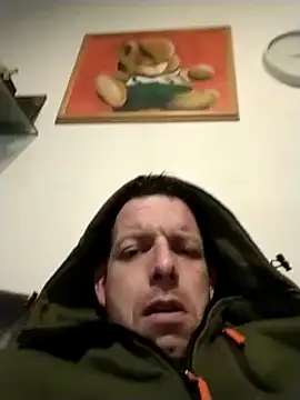 Snapshot of Knuffelstaaf123 chatting on 01-12-25, 03:49 Knuffelstaaf123 online show from 01-12-25, 03:49