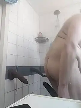 Snapshot of Knuffelstaaf123 chatting on 03-20-25, 10:32 Knuffelstaaf123 online show from 03-20-25, 10:32