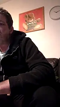 Snapshot of Knuffelstaaf123 chatting on 10-09-25, 09:46 Knuffelstaaf123 online show from 10-09-25, 09:46