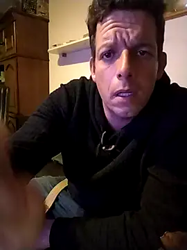 Snapshot of Knuffelstaaf123 chatting on 10-19-25, 02:56 Knuffelstaaf123 online show from 10-19-25, 02:56