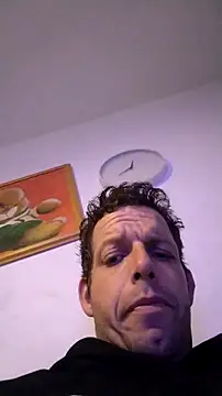 Snapshot of Knuffelstaaf123 chatting on 11-16-25, 12:55 Knuffelstaaf123 online show from 11-16-25, 12:55