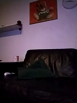 Snapshot of Knuffelstaaf123 chatting on 12-01-25, 04:01 Knuffelstaaf123 online show from 12-01-25, 04:01