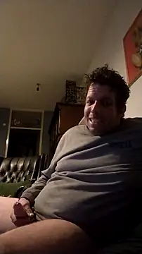 Snapshot of Knuffelstaaf123 chatting on 12-02-25, 05:52 Knuffelstaaf123 online show from 12-02-25, 05:52