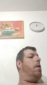 Snapshot of Knuffelstaaf123 chatting on 05-24-26, 01:16 Knuffelstaaf123 online show from 05-24-26, 01:16