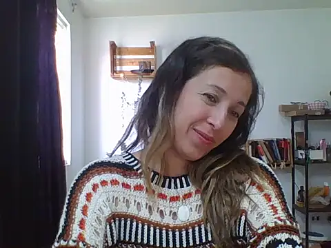 Snapshot of charlott_ponce chatting on 03-29-26, 06:41 charlott ponce online show from 03-29-26, 06:41