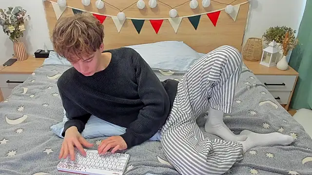 Fandi 777 online show from 03-13-25, 10:57