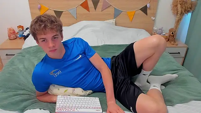 Fandi 777 online show from 04-07-26, 12:27