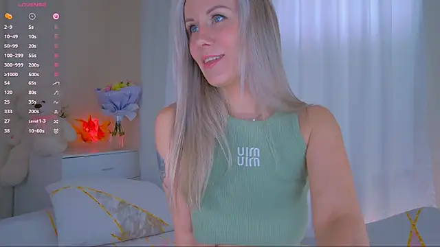 Nika Bloom online show from 10-22-25, 05:08