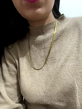 Thirsty Malika online show from 11-08-25, 05:12