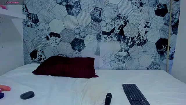 Mikasa Horny online show from 09-25-25, 12:42