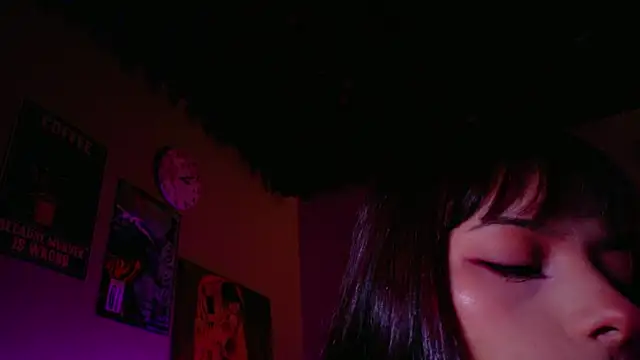 Snapshot of maryberry__ chatting on 07-15-26, 04:40 maryberry online show from 07-15-26, 04:40