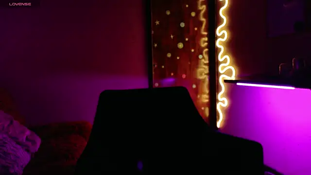 Snapshot of maryberry__ chatting on 07-29-26, 06:33 maryberry online show from 07-29-26, 06:33