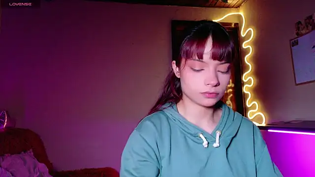 Snapshot of maryberry__ chatting on 07-30-26, 06:23 maryberry online show from 07-30-26, 06:23