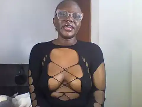 Dirty sweet  online show from 10-24-25, 12:12