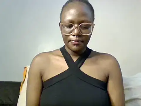 Snapshot of Dirty_sweet_ chatting on 06-23-26, 05:38 Dirty sweet online show from 06-23-26, 05:38