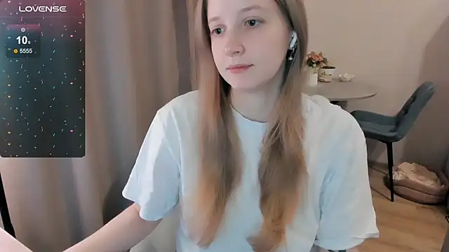 Snapshot of Alyaley chatting on 06-02-26, 06:43 Alyaley online show from 06-02-26, 06:43