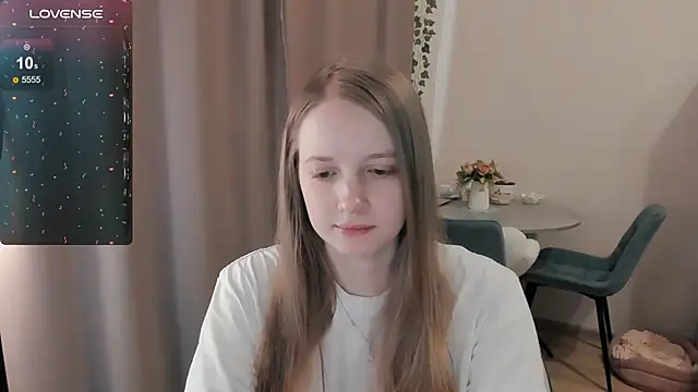 Snapshot of Alyaley chatting on 06-08-26, 10:26 Alyaley online show from 06-08-26, 10:26