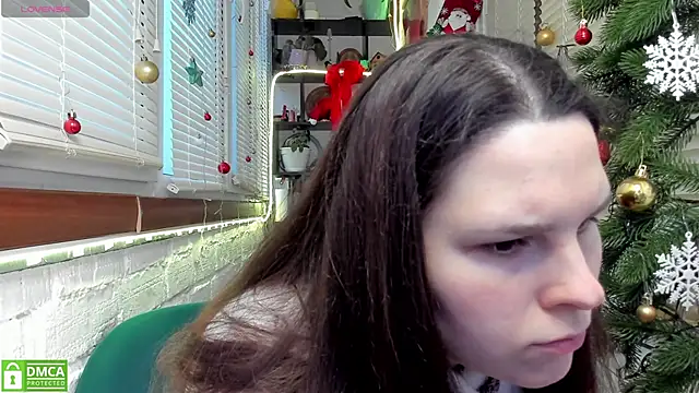 Snapshot of Candys_booty chatting on 01-24-25, 01:25 Candys booty online show from 01-24-25, 01:25